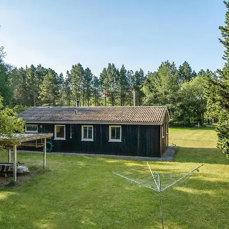 Cozy In With Wifi Holiday home